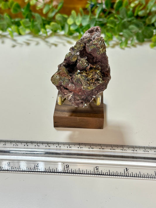 Barite with Chalcopyrite